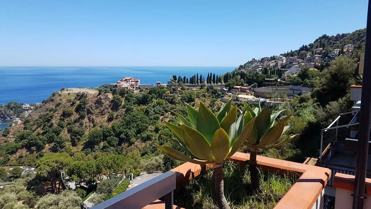 Elisa'S House Apartment Taormina 0*,